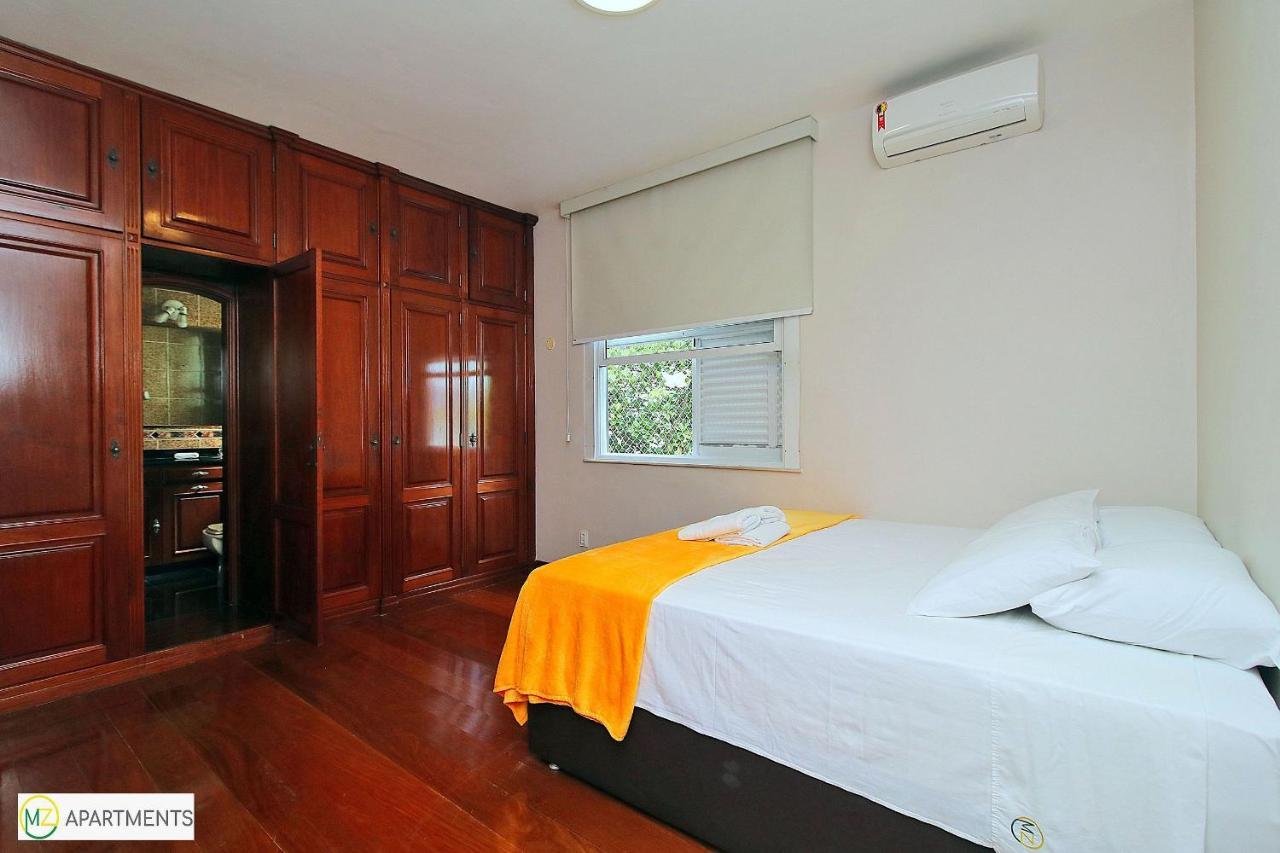 Enorme Sala e 3 quartos suite com vista frontal para o mar no posto 6 em Copacabana para ate 10 pessoas Rio de Janeiro Exterior foto