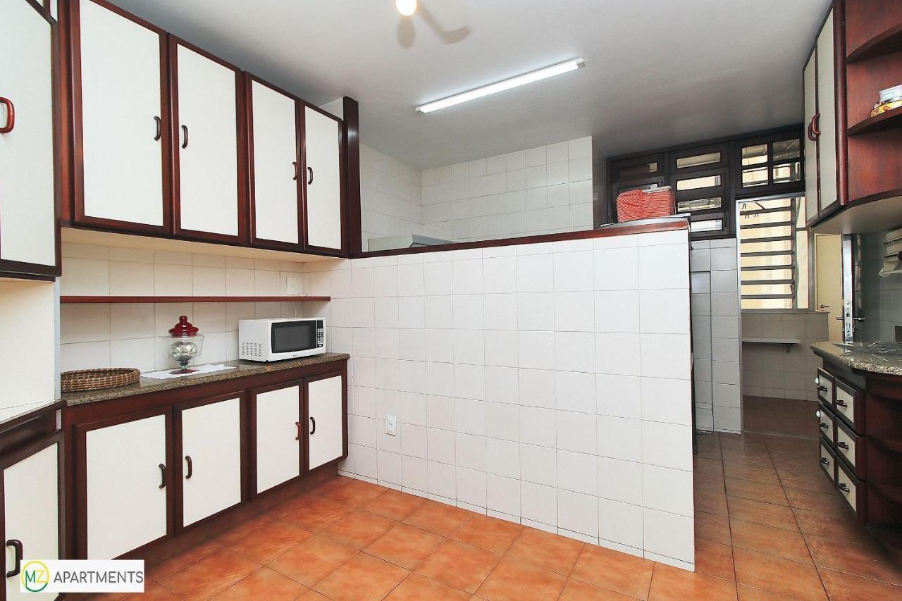 Enorme Sala e 3 quartos suite com vista frontal para o mar no posto 6 em Copacabana para ate 10 pessoas Rio de Janeiro Exterior foto