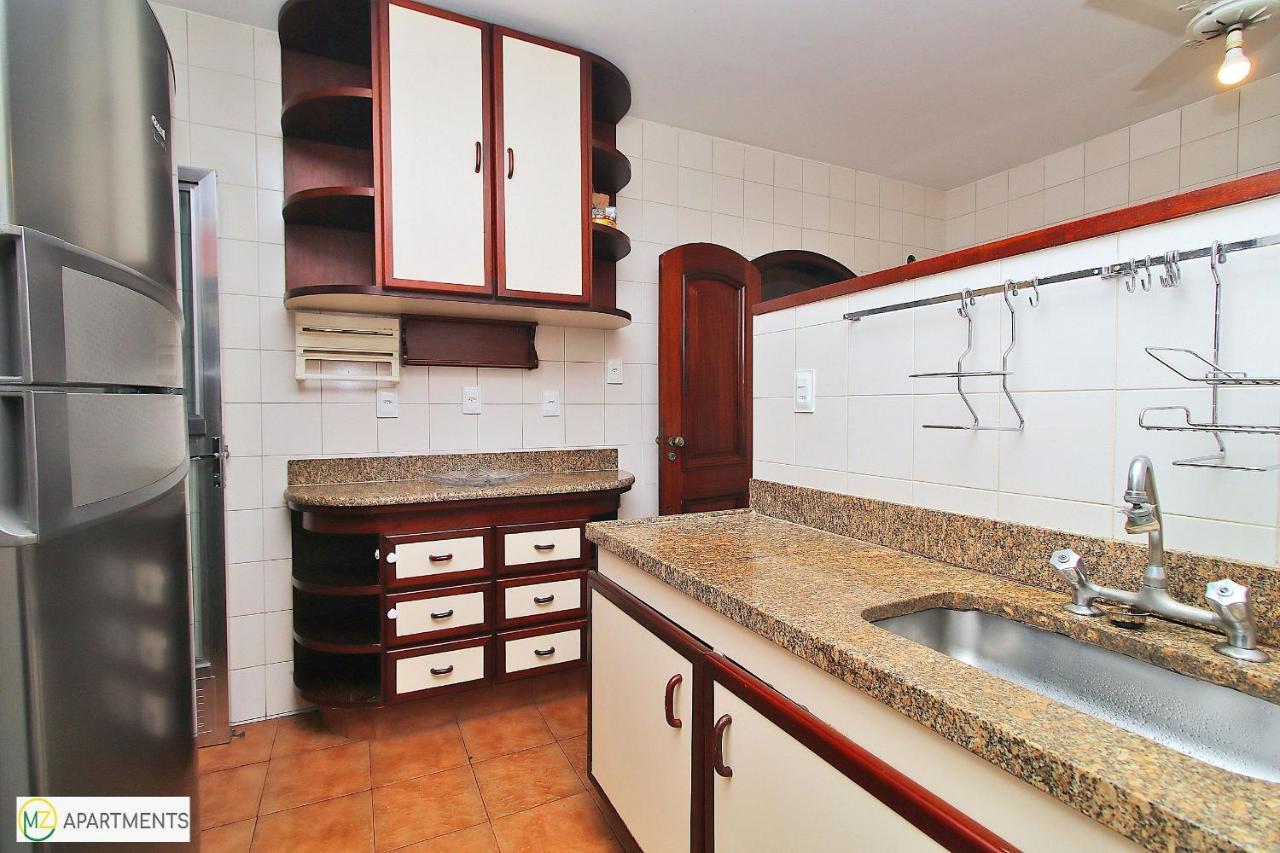 Enorme Sala e 3 quartos suite com vista frontal para o mar no posto 6 em Copacabana para ate 10 pessoas Rio de Janeiro Exterior foto