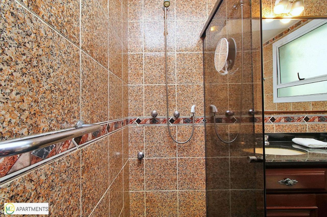 Enorme Sala e 3 quartos suite com vista frontal para o mar no posto 6 em Copacabana para ate 10 pessoas Rio de Janeiro Exterior foto